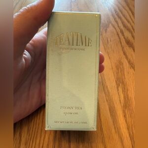 BYROE New York Teatime Peony Tea Glow Oil